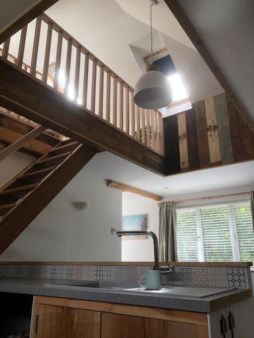 Cosy Rustic Annex In Quiet Cornwall Village Saint Wenn ภายนอก รูปภาพ