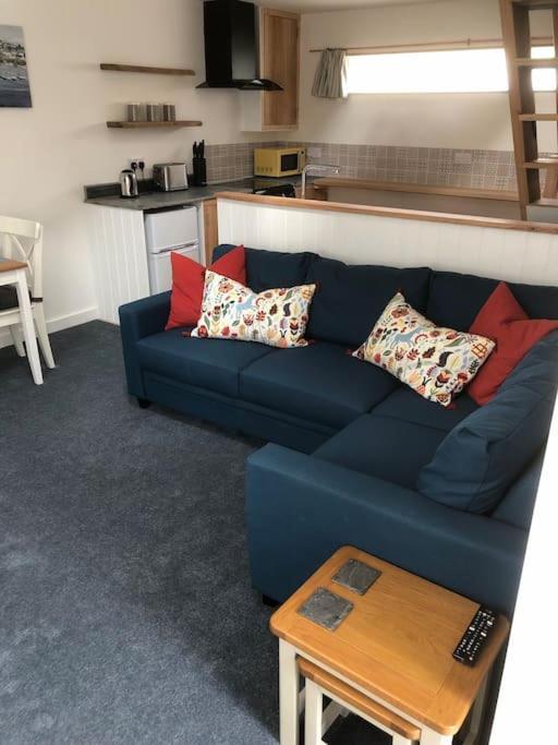 Cosy Rustic Annex In Quiet Cornwall Village Saint Wenn ภายนอก รูปภาพ